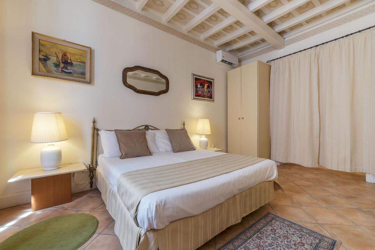 Fontanella Borghese Apartment - FromhometoRoma Exterior foto