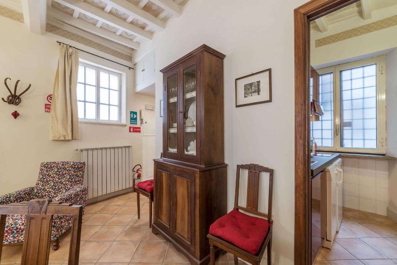 Fontanella Borghese Apartment - FromhometoRoma Exterior foto